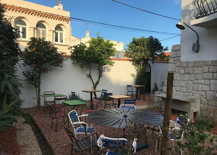 La Casa Sanills